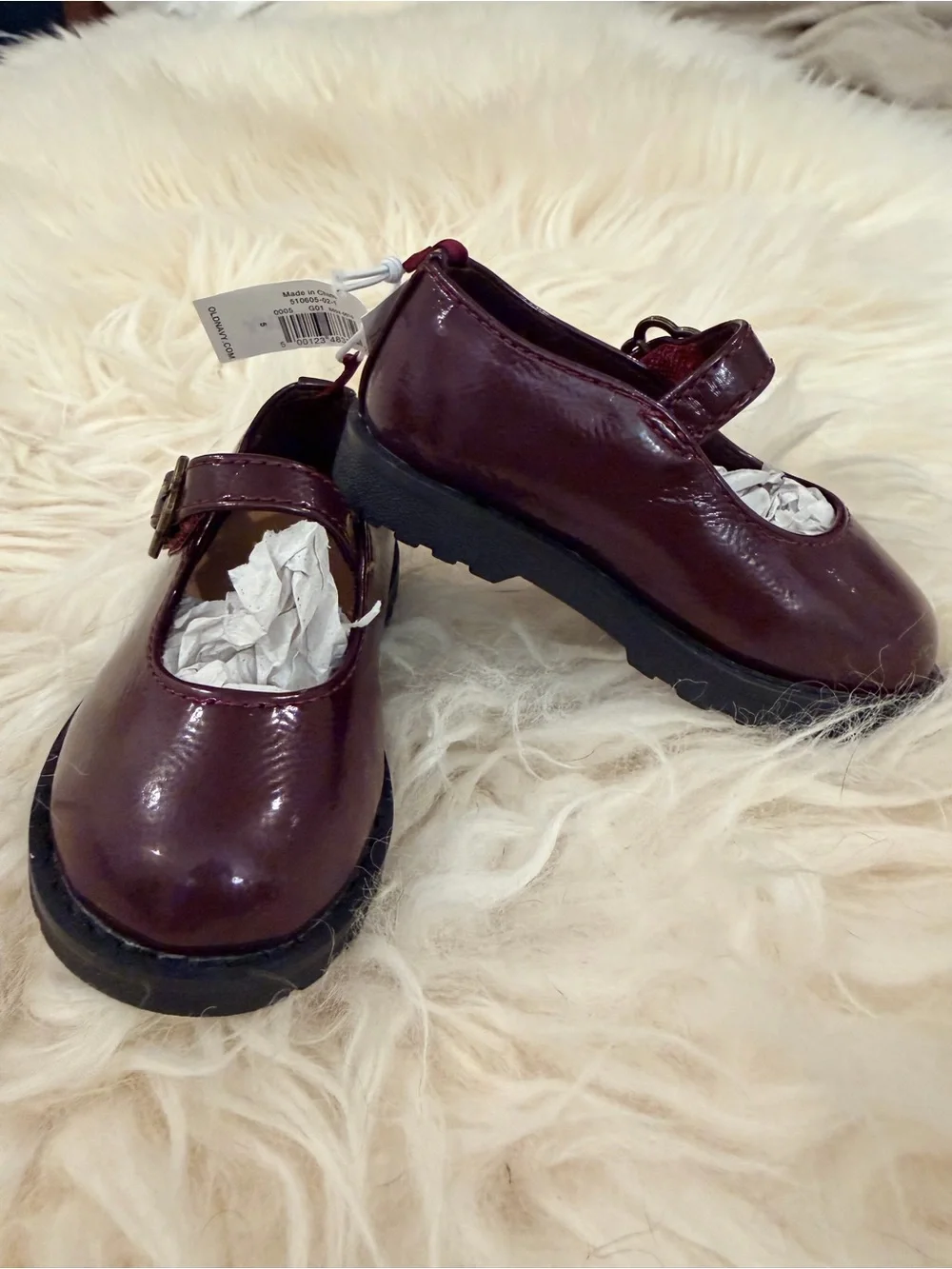 NWT Old Navy Toddler Chunky Mary Janes in Winter Burgundy